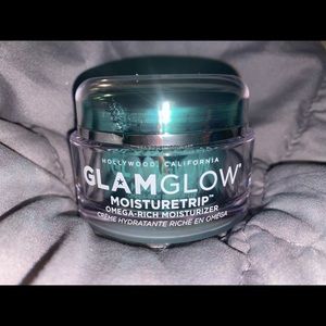Glam glow moisture trip moisturizer